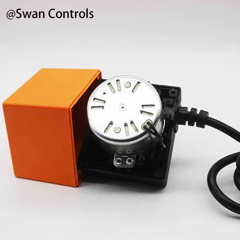 HTW-EG Motorized Ball Valve for HVAC Water Flow Control Application HTW-EG motorized ball valve installed in HVAC piping system showing brass valve body and electric actuator for water flow control